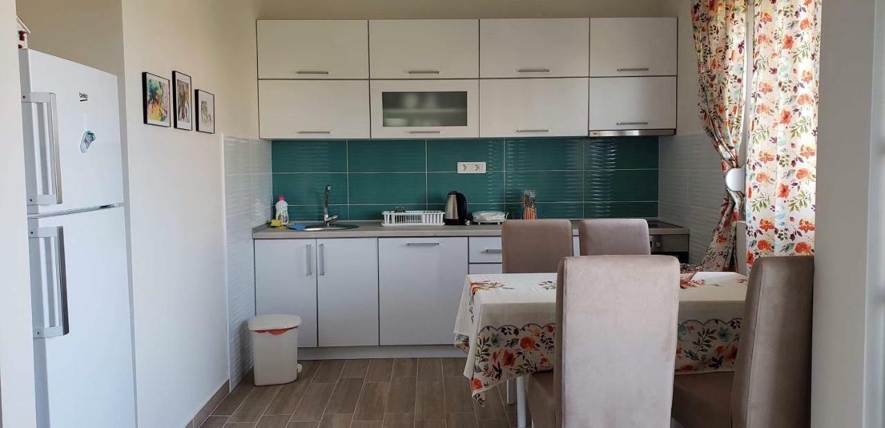 Apartmani Suncokreti - Sunflower Apartments بار المظهر الخارجي الصورة