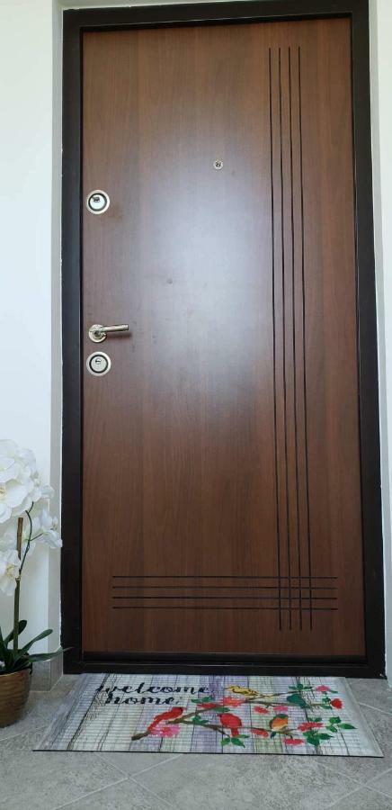 Apartmani Suncokreti - Sunflower Apartments بار المظهر الخارجي الصورة
