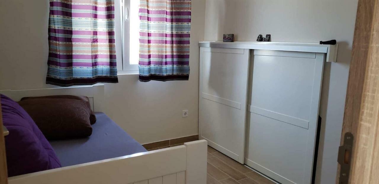 Apartmani Suncokreti - Sunflower Apartments بار المظهر الخارجي الصورة