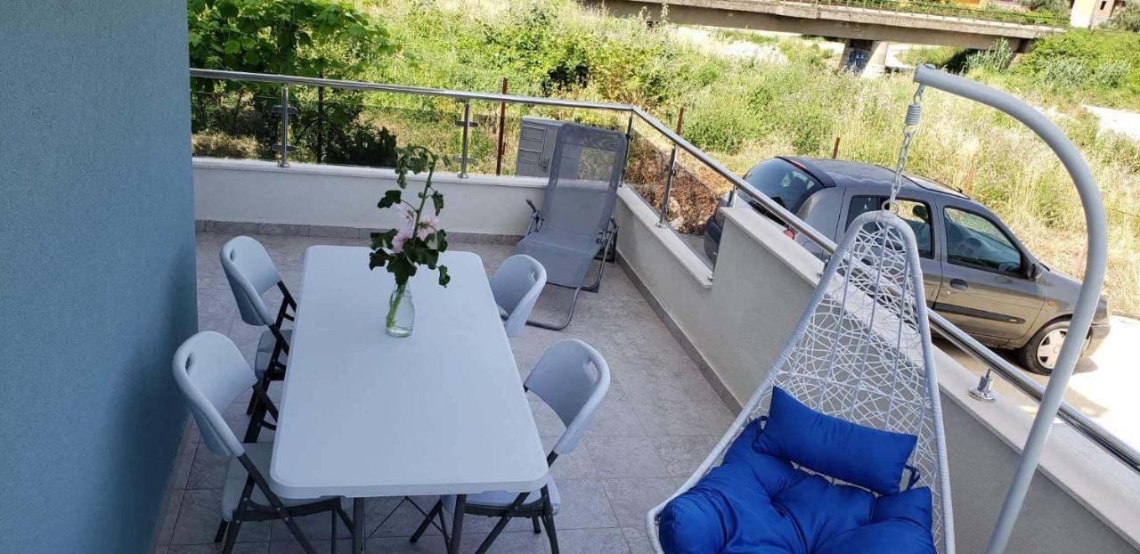 Apartmani Suncokreti - Sunflower Apartments بار المظهر الخارجي الصورة